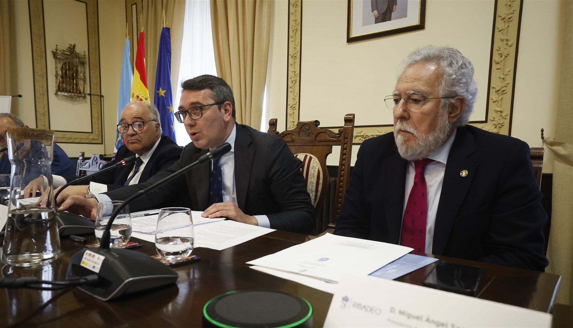 Santalices invita a reflexionar sobre a política útil e centrada no ben común